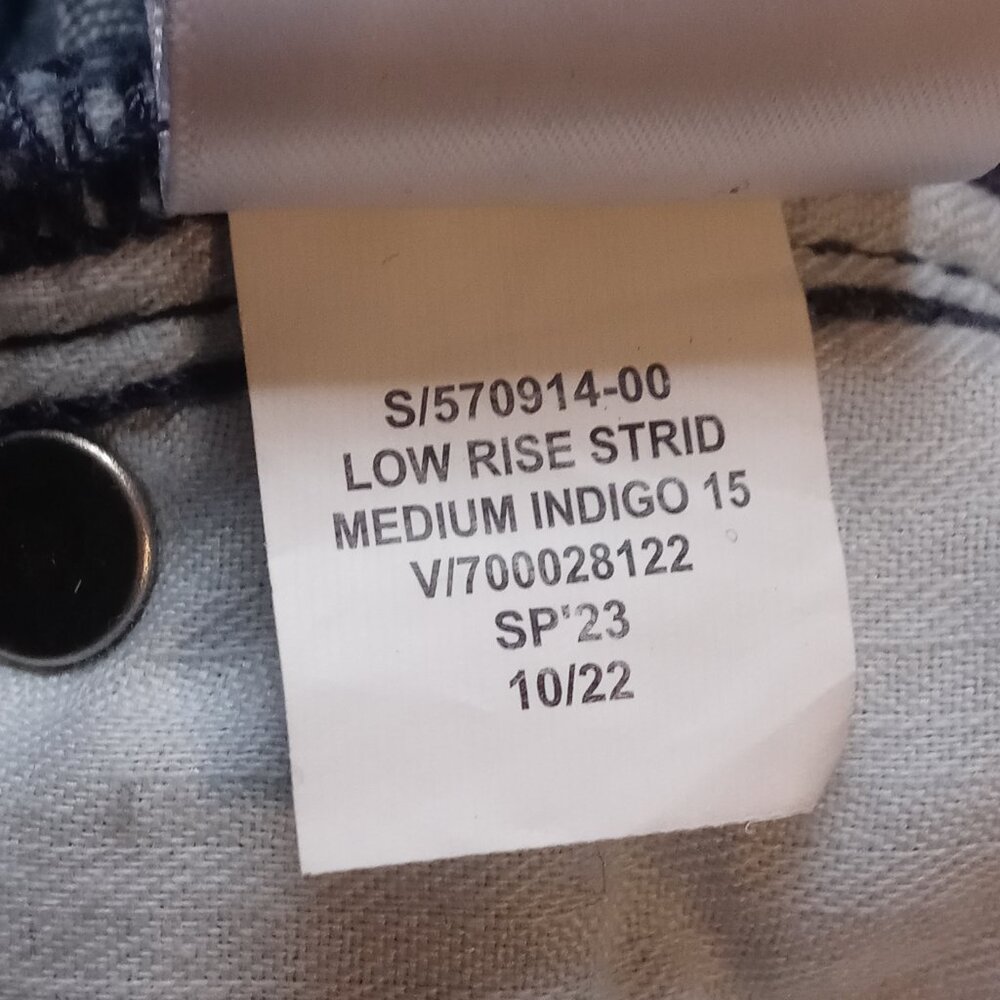 GAP low rise stride wide-leg jeans in medium indigo (14R/32) - Picture 12 of 13